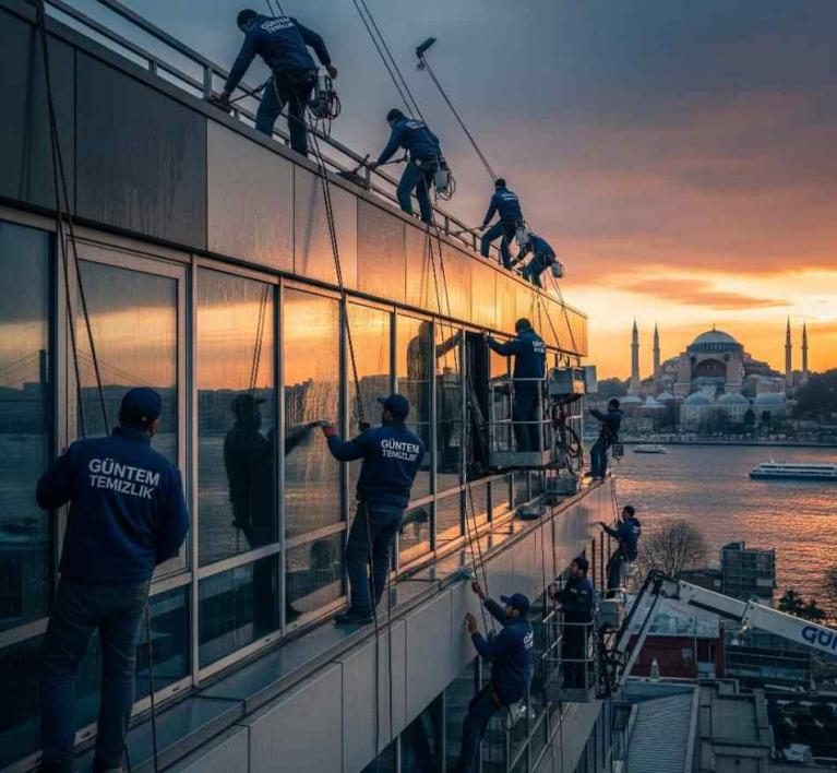 Kompozit panel temizliği hizmetleri